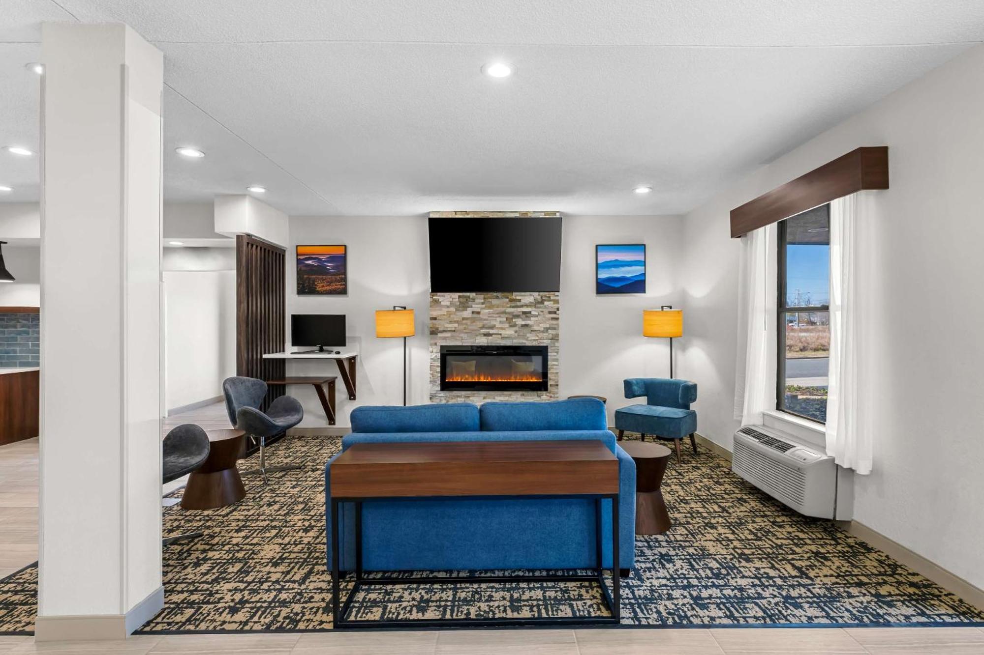 Clarion Pointe Archdale Exterior foto