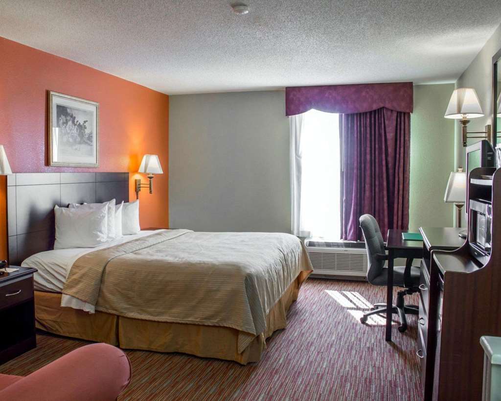 Clarion Pointe Archdale Quarto foto