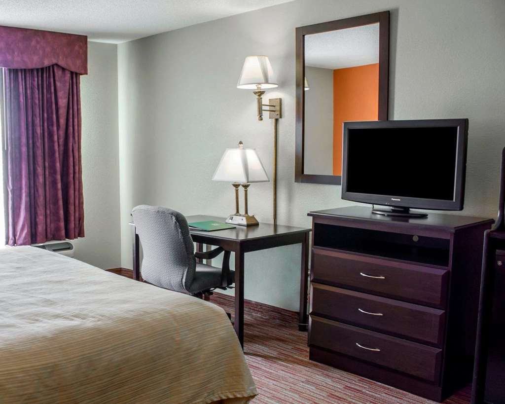 Clarion Pointe Archdale Quarto foto