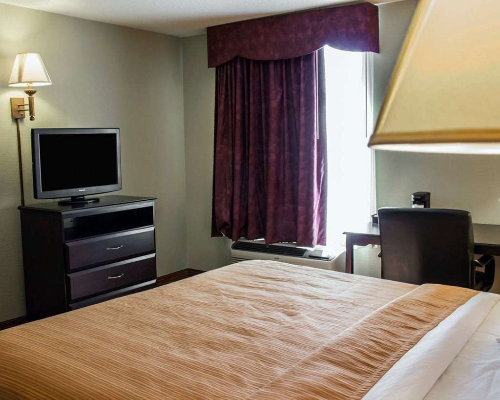 Clarion Pointe Archdale Quarto foto